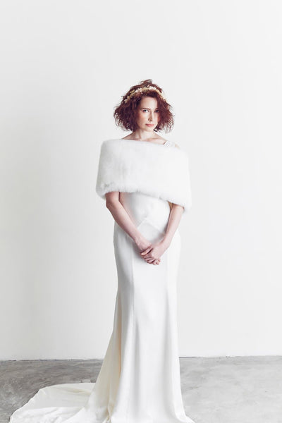 Style: CRIS Faux Fur Wrap Peony Rice Style: CRIS Faux Fur Wrap Peony Rice