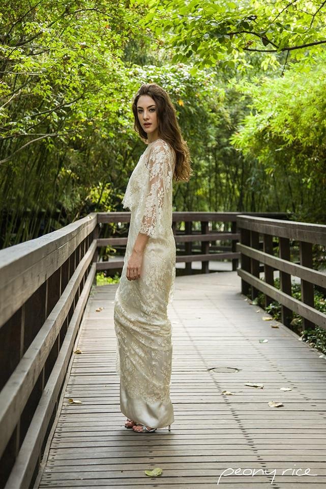 Style: JULIANNA Gold Metallic Lace Spaghetti Gown - Peony Rice