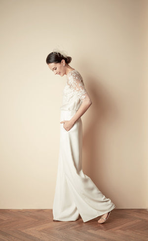 Style: HILARY French Metallic Lace Appliqué Top Peony Rice