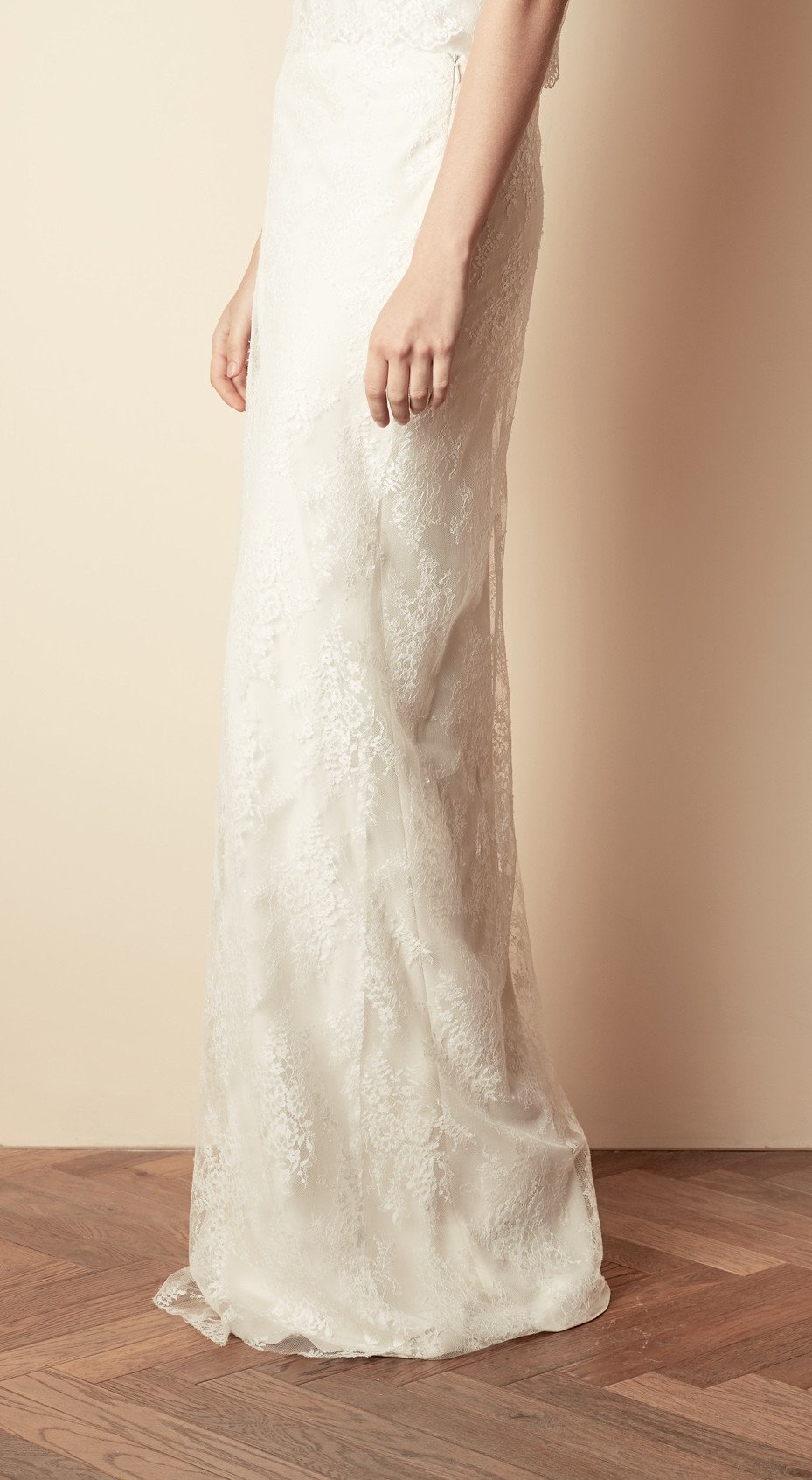 Style: CAROLA Lace overlay Column Skirt - Peony Rice