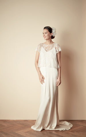 Style: JACKIE Iris Chantilly Lace A-line Swing Top Peony Rice