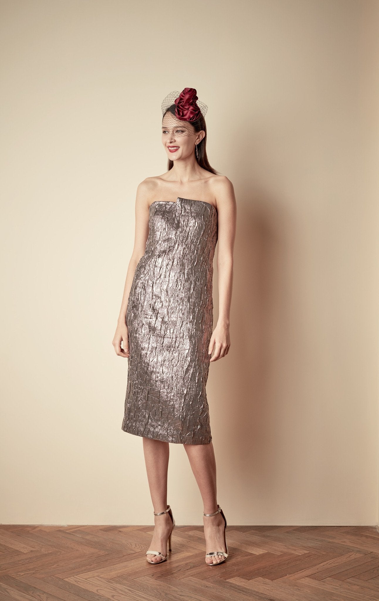 Style: ELIOR Metallic Crinkle Pleated Front Bandeau Dress - Peony Rice
