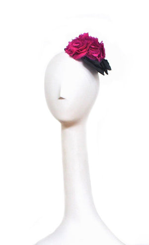 Style: DAPHNE Silk Ruffle Rosette & Pleated Head Topping - Peony Rice