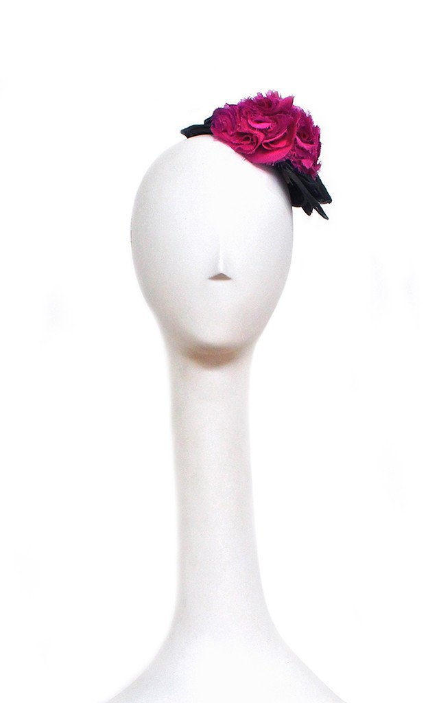 Style: DAPHNE Silk Ruffle Rosette & Pleated Head Topping - Peony Rice