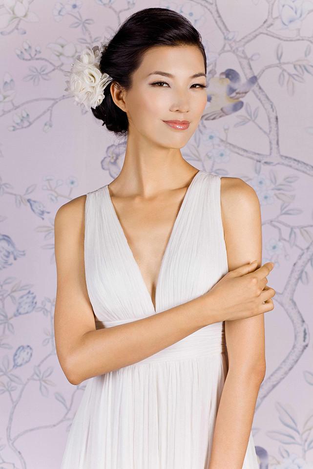Style: PRISCILLA V- Neck Crinkle Silk Goddess Gown - Peony Rice