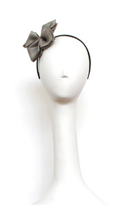 Style: DANI Organdy Silk Origami Bow Head Topping - Peony Rice