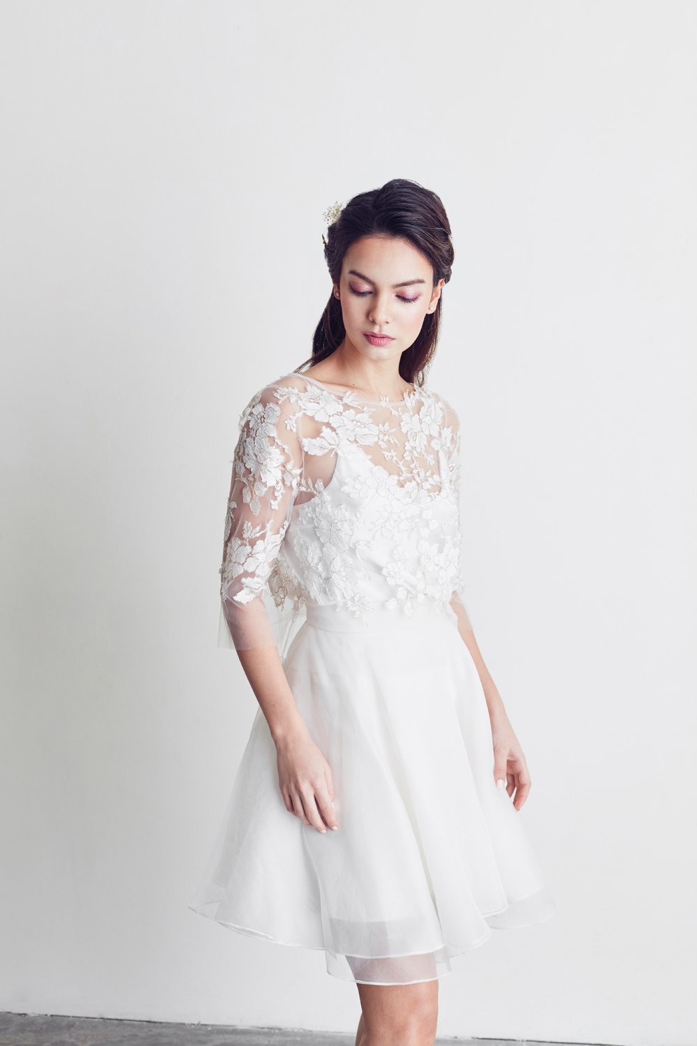 Style: HILARY French Metallic Lace Appliqué Top Peony Rice