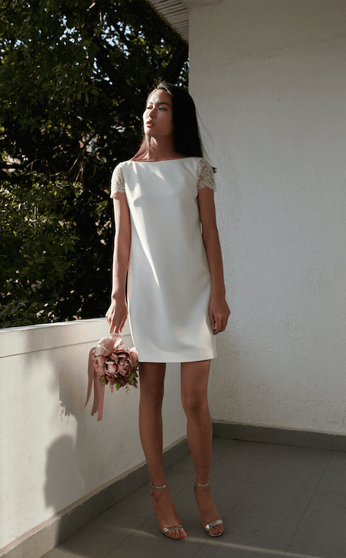 Style: ALYSSA Petit Fleurs Lace Cap Sleeve Shift Dress - Peony Rice