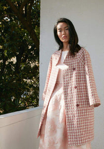 Style: HARRIET Houndstooth Coat - Peony Rice